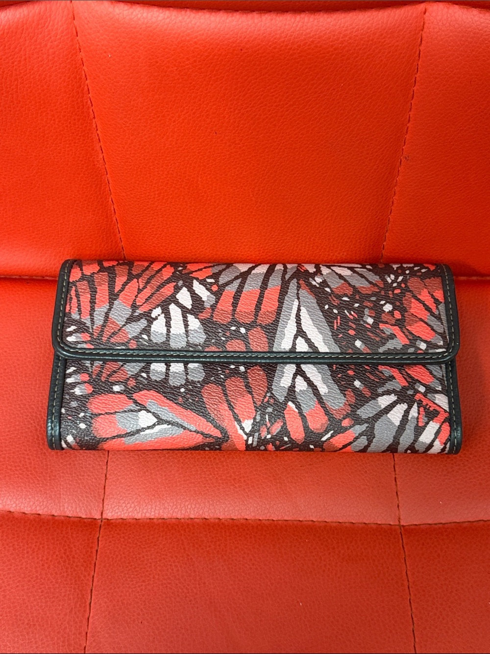 Foldover Butterfly-Print Wallet in Red, Black & Gray
